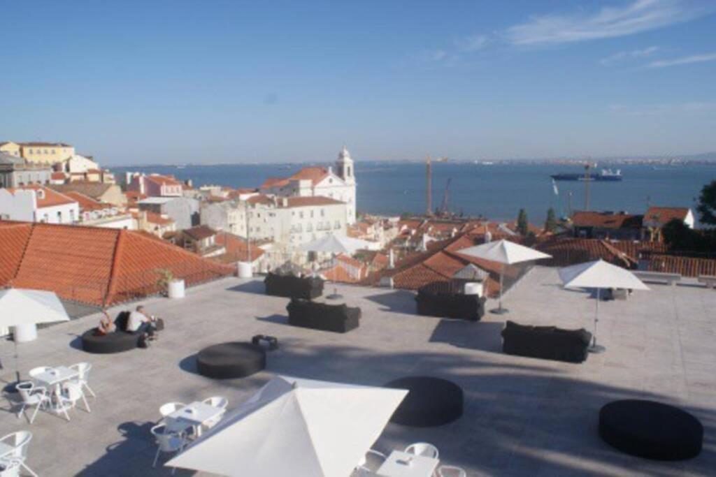 ליסבון Inloveapartments - Duplex At Alfama מראה חיצוני תמונה